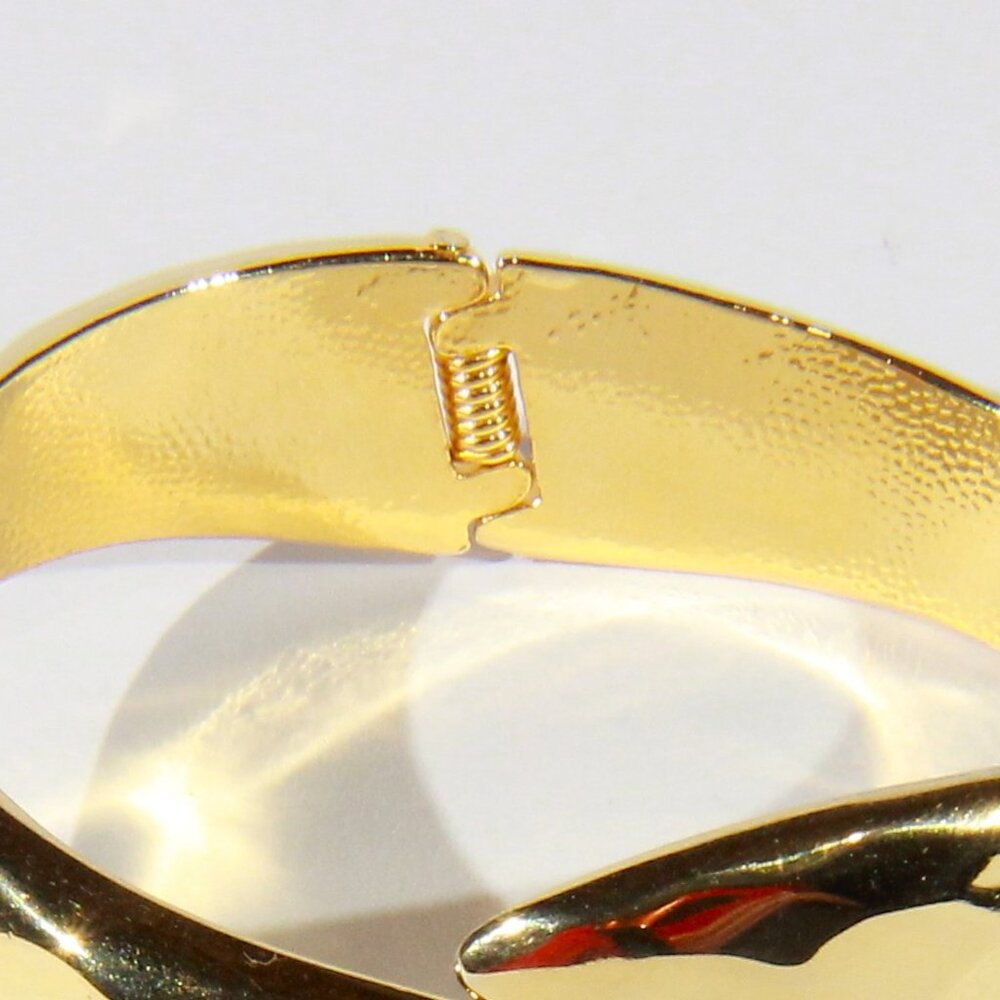Vintage 70s Clamper Modernist Snakehead Diamond Embossed Bangle Cuff Bracelet - Picture 9 of 11